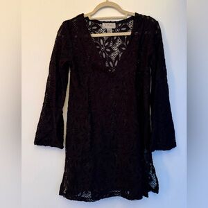 J Valdi Elegant Black Lace Floral Long Sleeve V-Neck Swim Coverup, Sz.M
